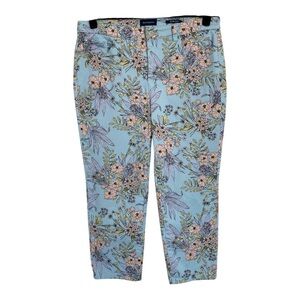 Charter Club Pants Women’s Size 12 Bristol Blue Floral Pastel Capris